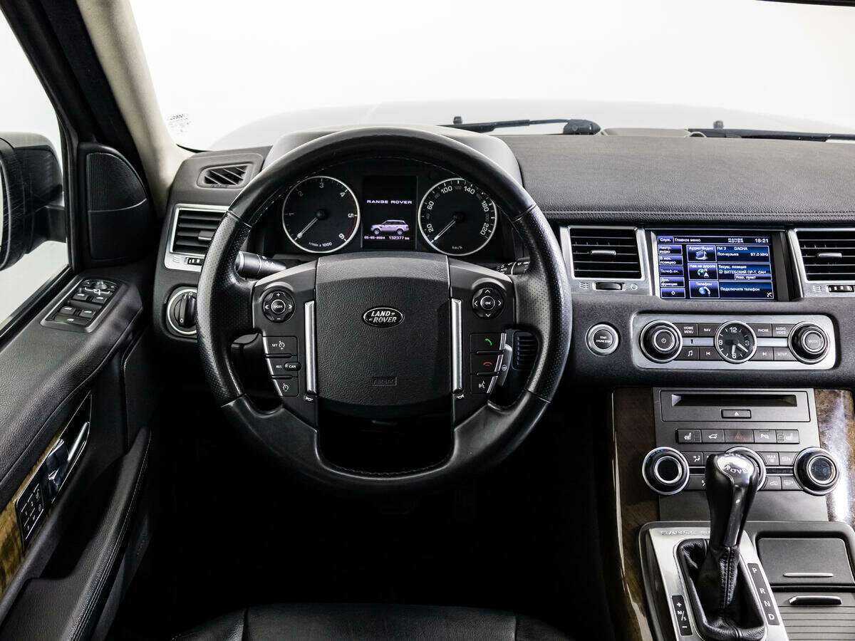 Land Rover Range Rover Sport с пробегом — 2012 год. Фото: #13