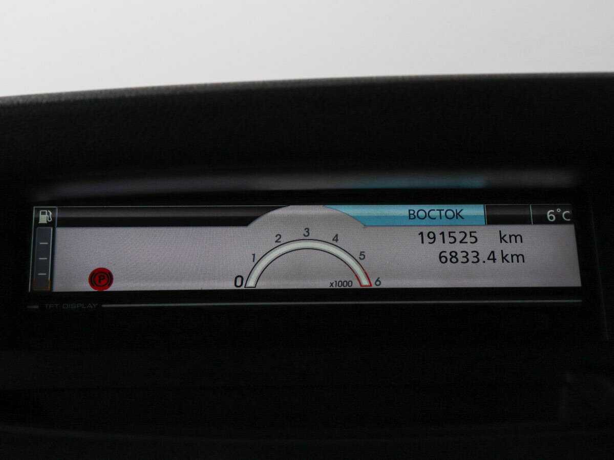 Renault Scenic с пробегом — 2010 год. Фото: #6