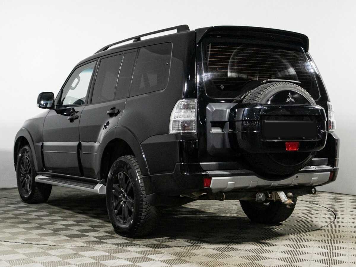 Mitsubishi Pajero с пробегом — 2011 год. Фото: #6