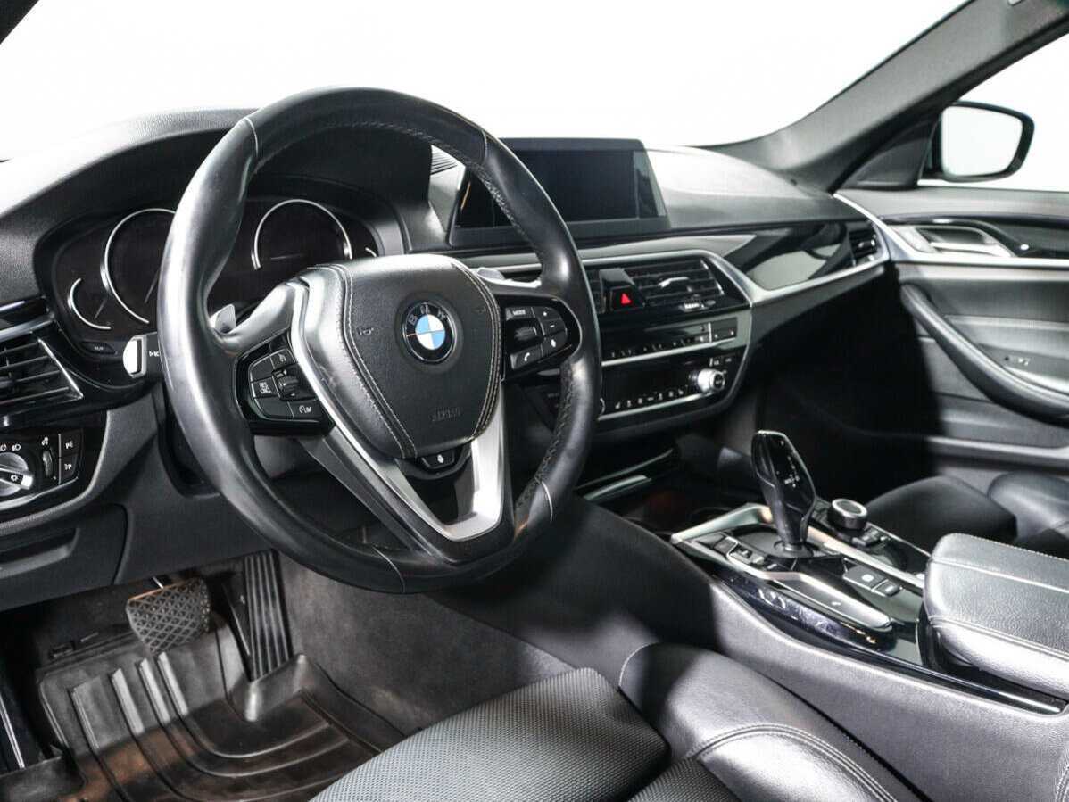 BMW 5 серии с пробегом — 2019 год. Фото: #11