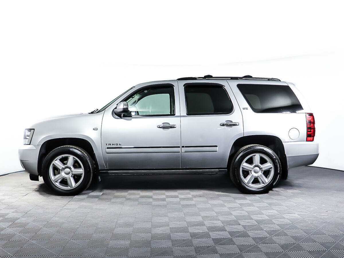 Chevrolet Tahoe с пробегом — 2012 год. Фото: #7