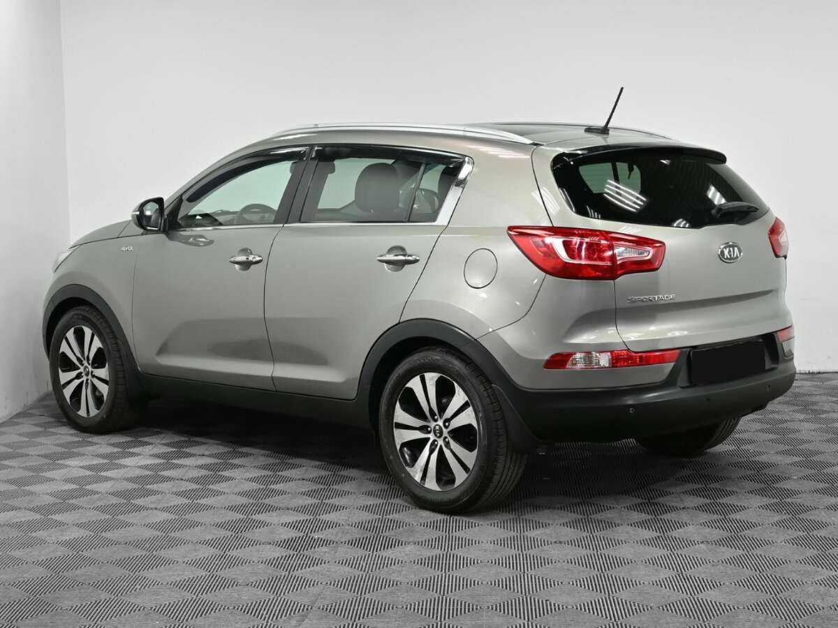 Kia Sportage с пробегом — 2011 год. Фото: #3