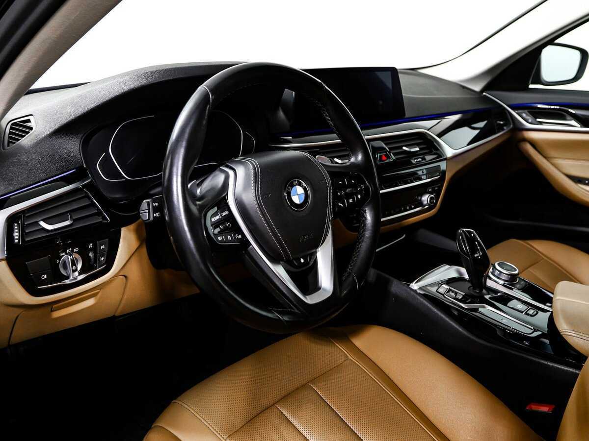 BMW 5 серии с пробегом — 2020 год. Фото: #11