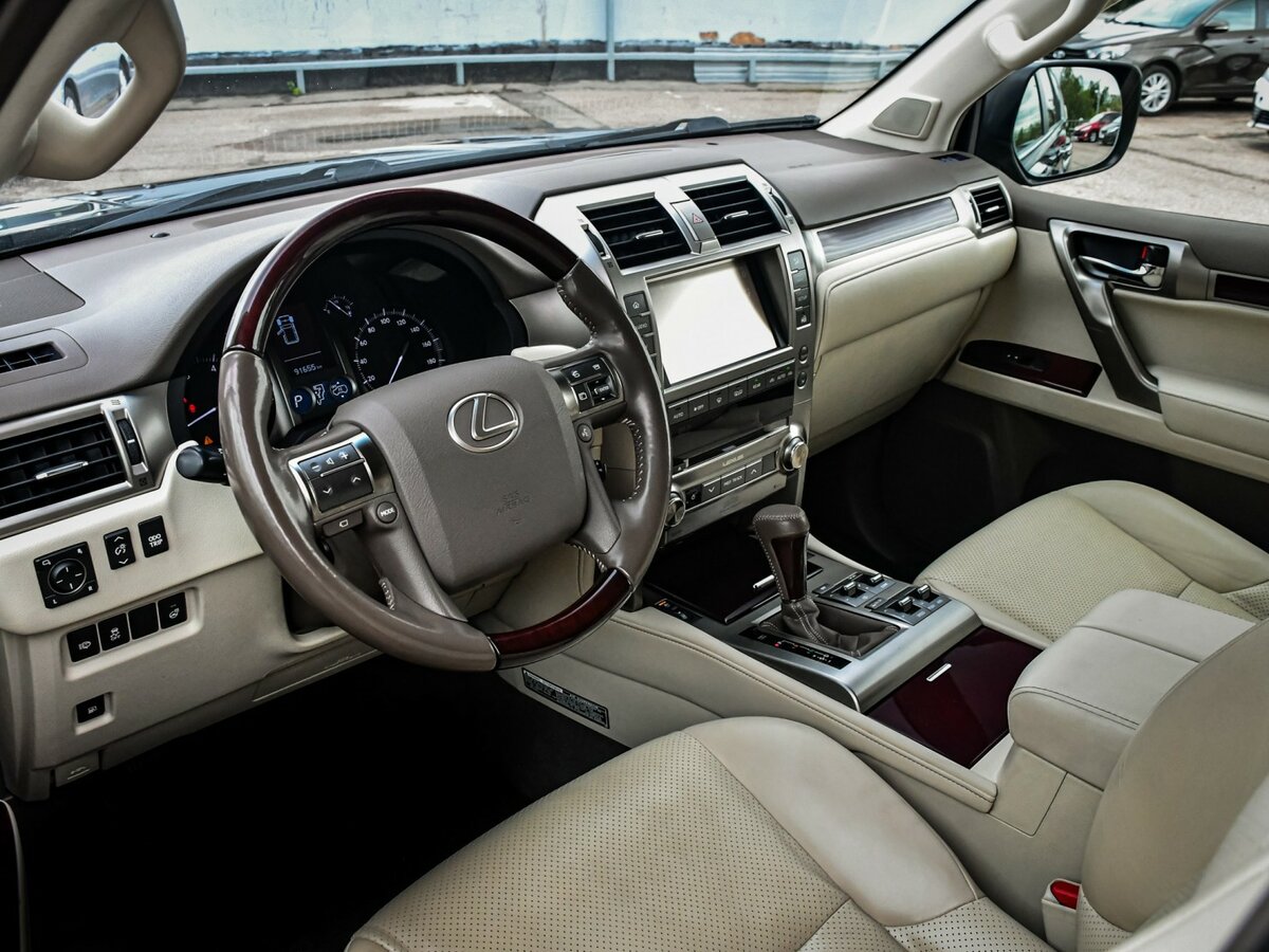 Lexus GX с пробегом — 2018 год. Фото: #11
