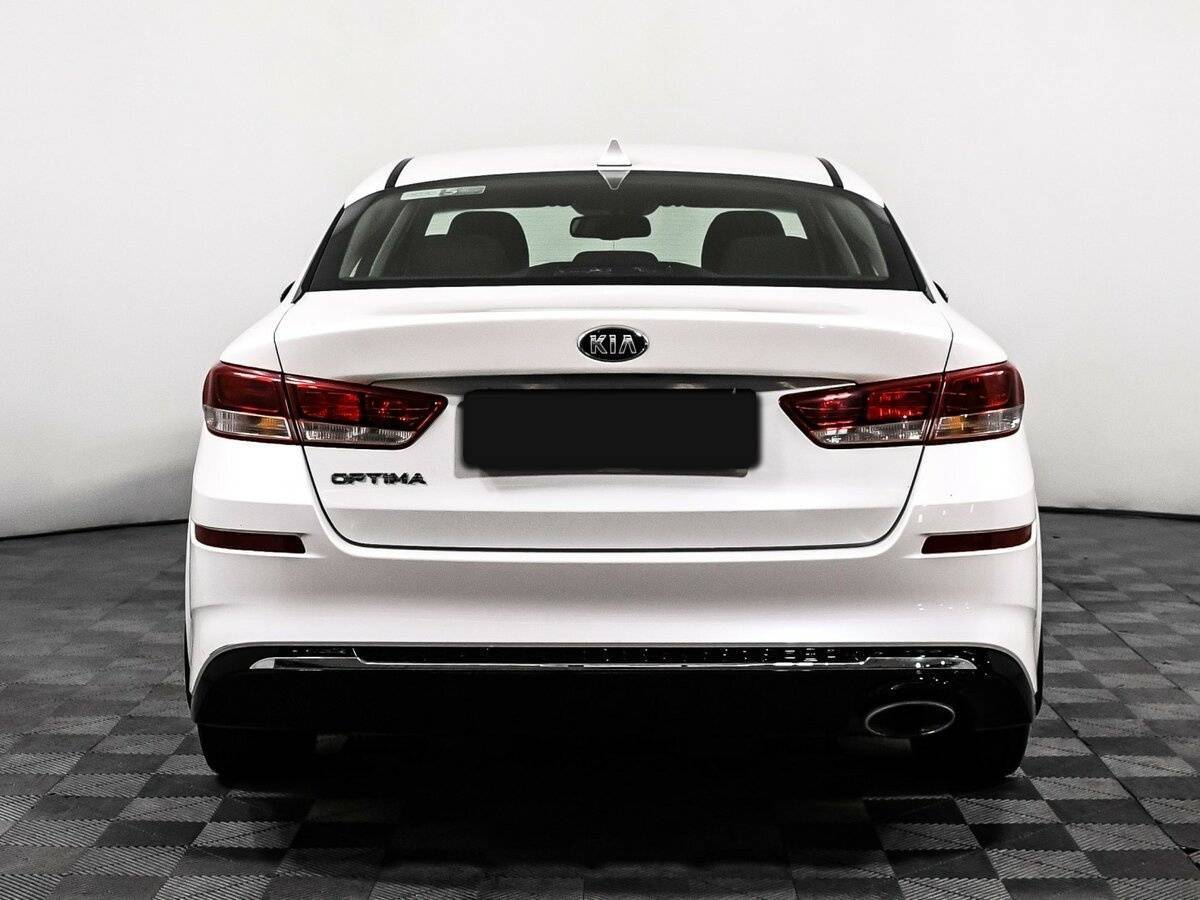 Kia Optima с пробегом — 2018 год. Фото: #5