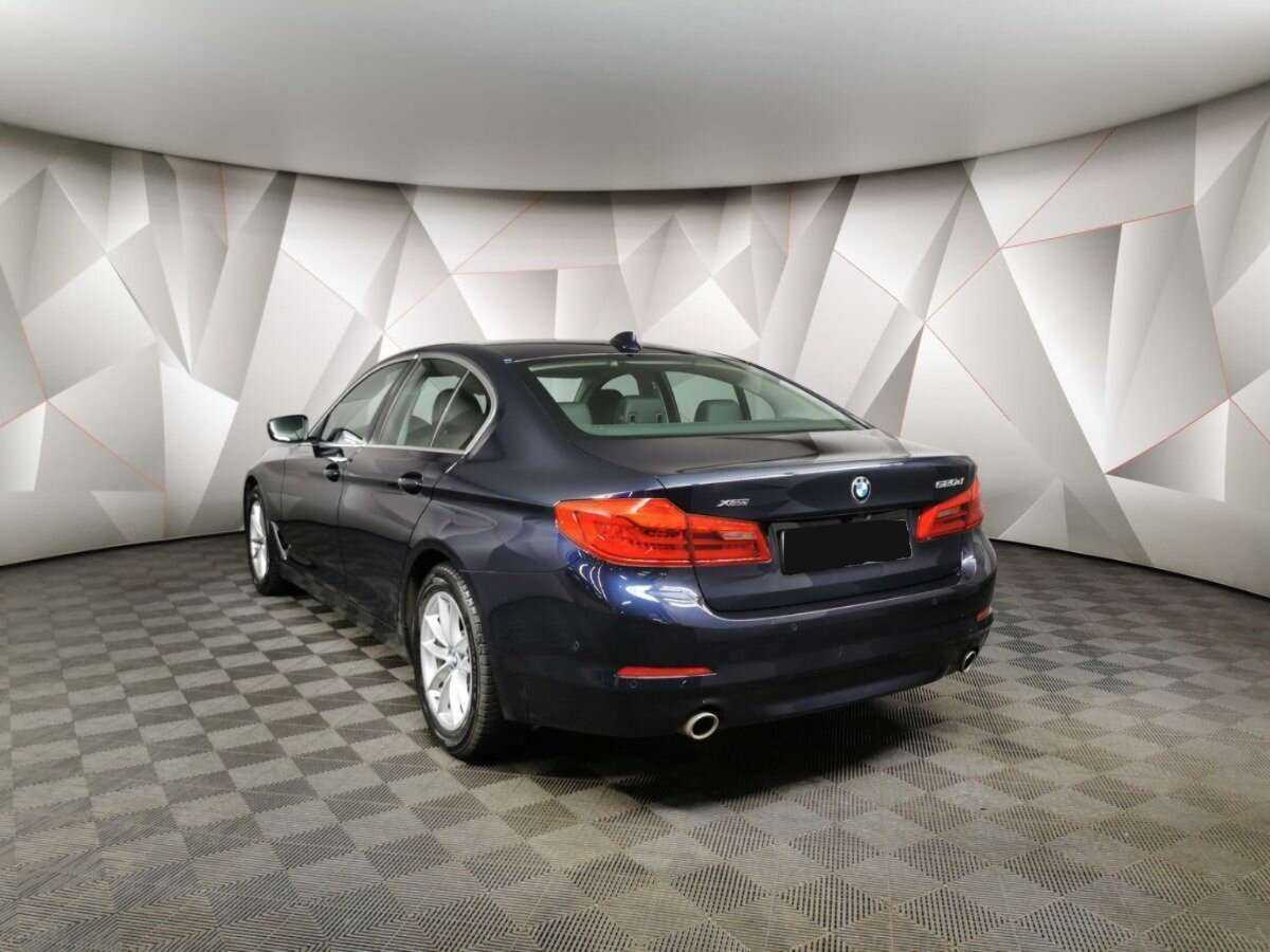 BMW 5 серии с пробегом — 2018 год. Фото: #3
