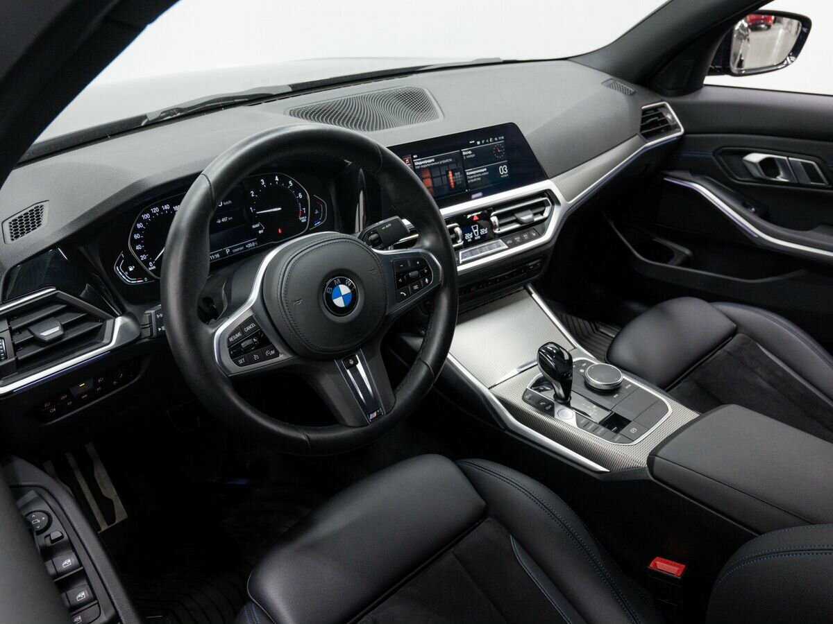 BMW 3 серии с пробегом — 2020 год. Фото: #17