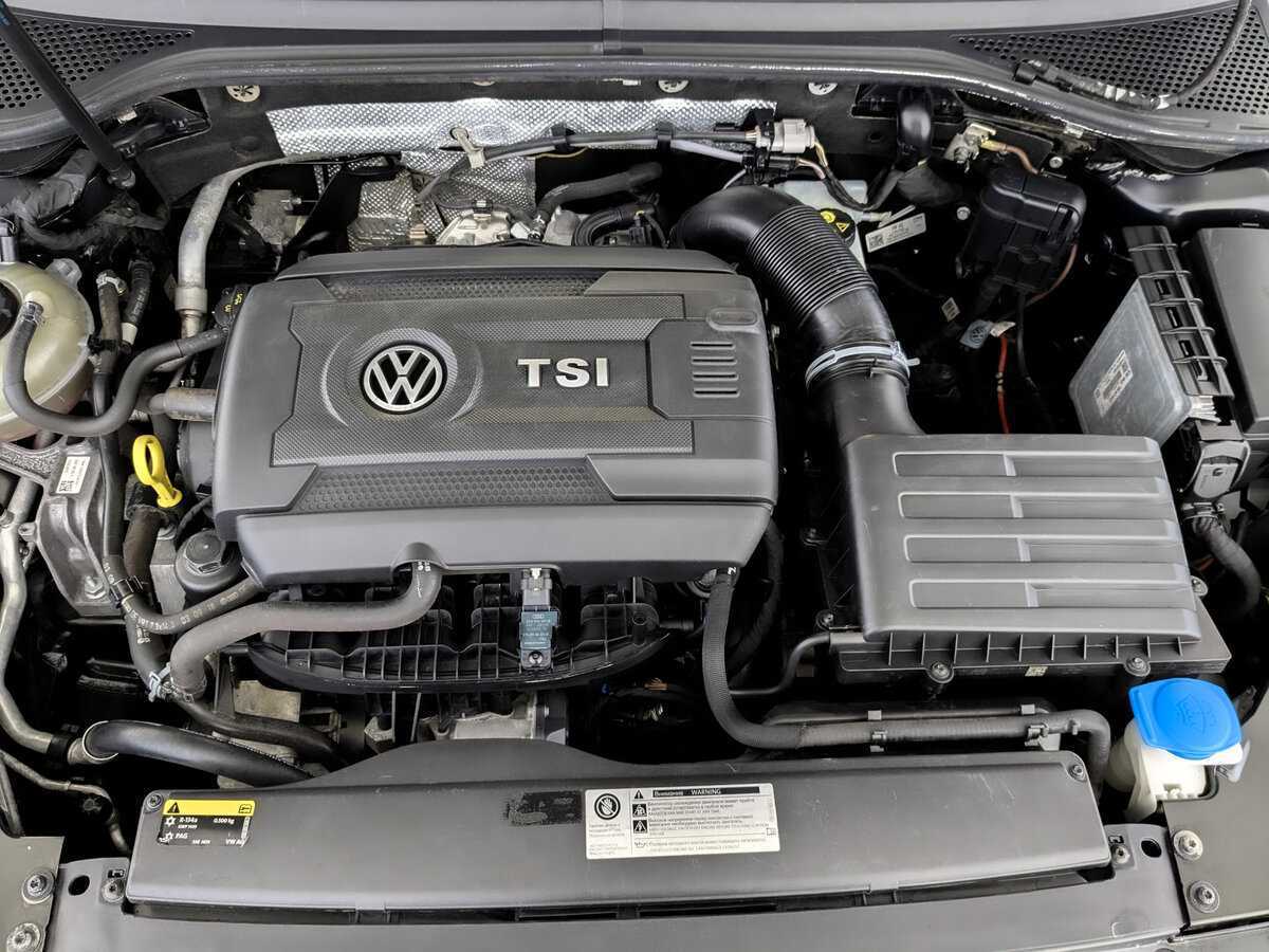 Volkswagen Passat с пробегом — 2018 год. Фото: #8