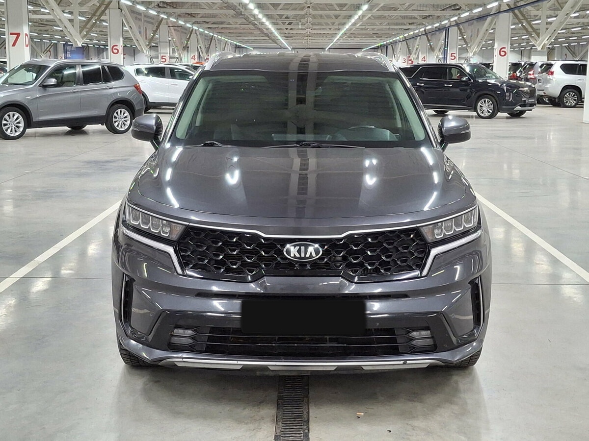 Kia Sorento с пробегом — 2021 год. Фото: #1