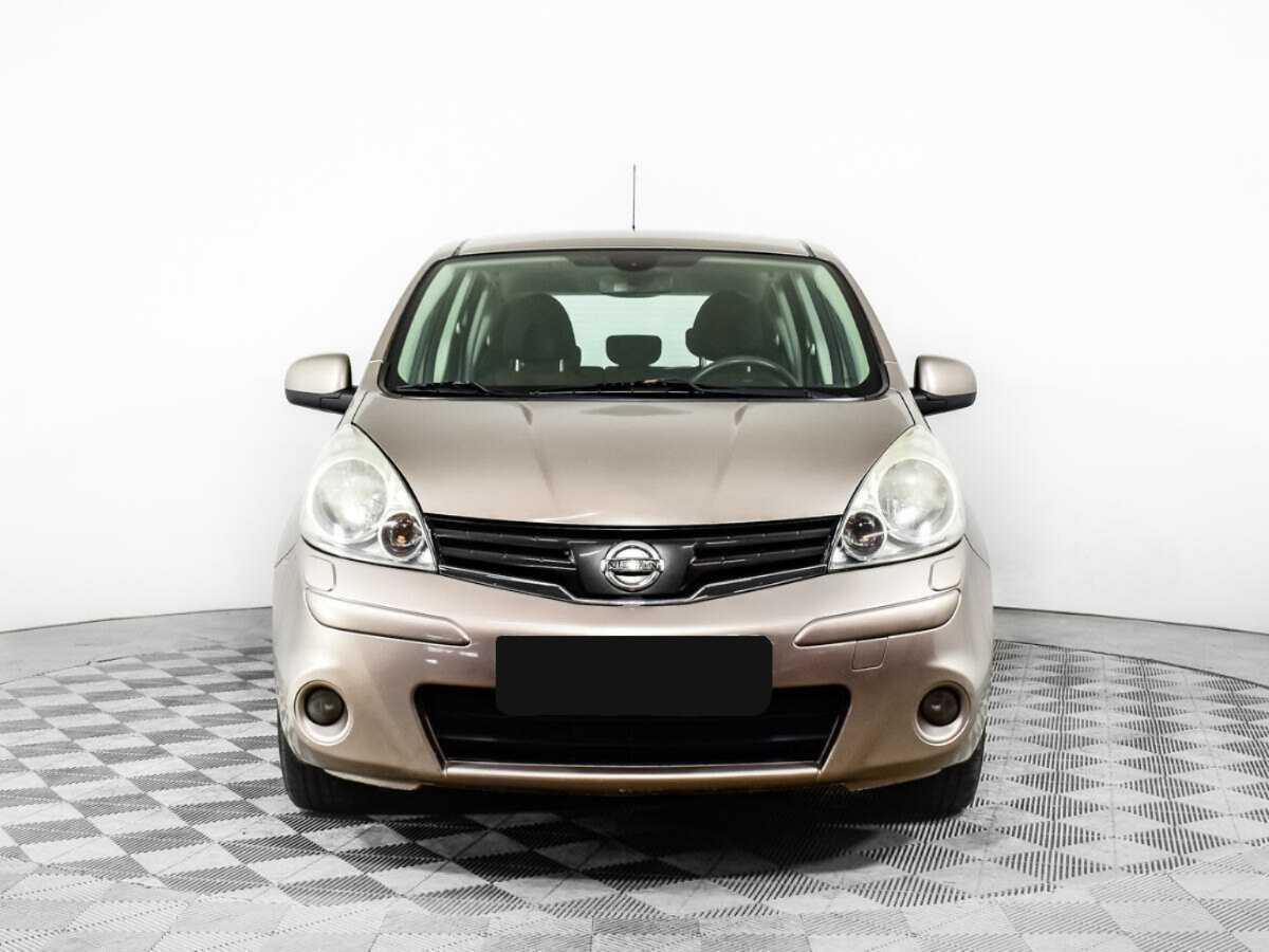 Nissan Note с пробегом — 2011 год. Фото: #1