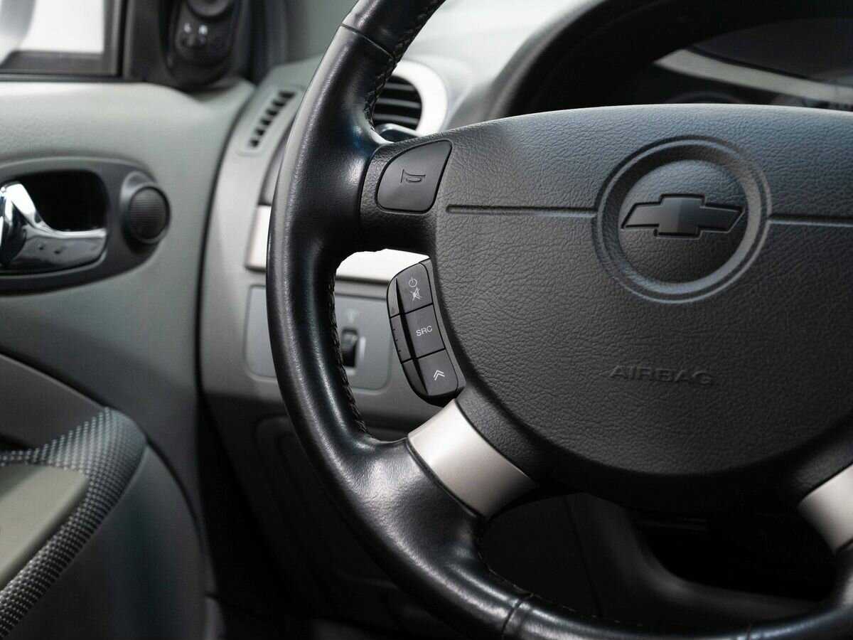 Chevrolet Lacetti с пробегом — 2010 год. Фото: #14