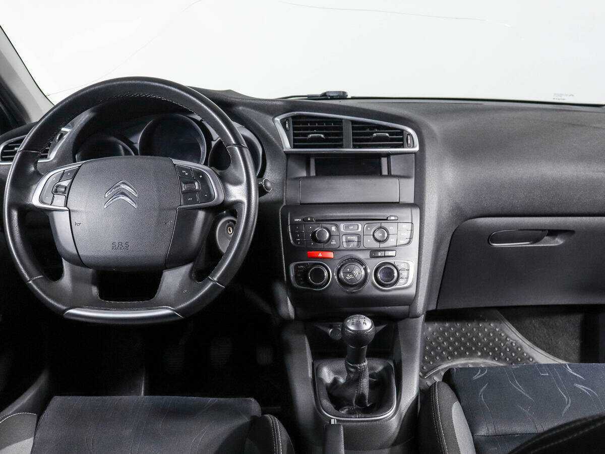 Citroen C4 с пробегом — 2011 год. Фото: #11