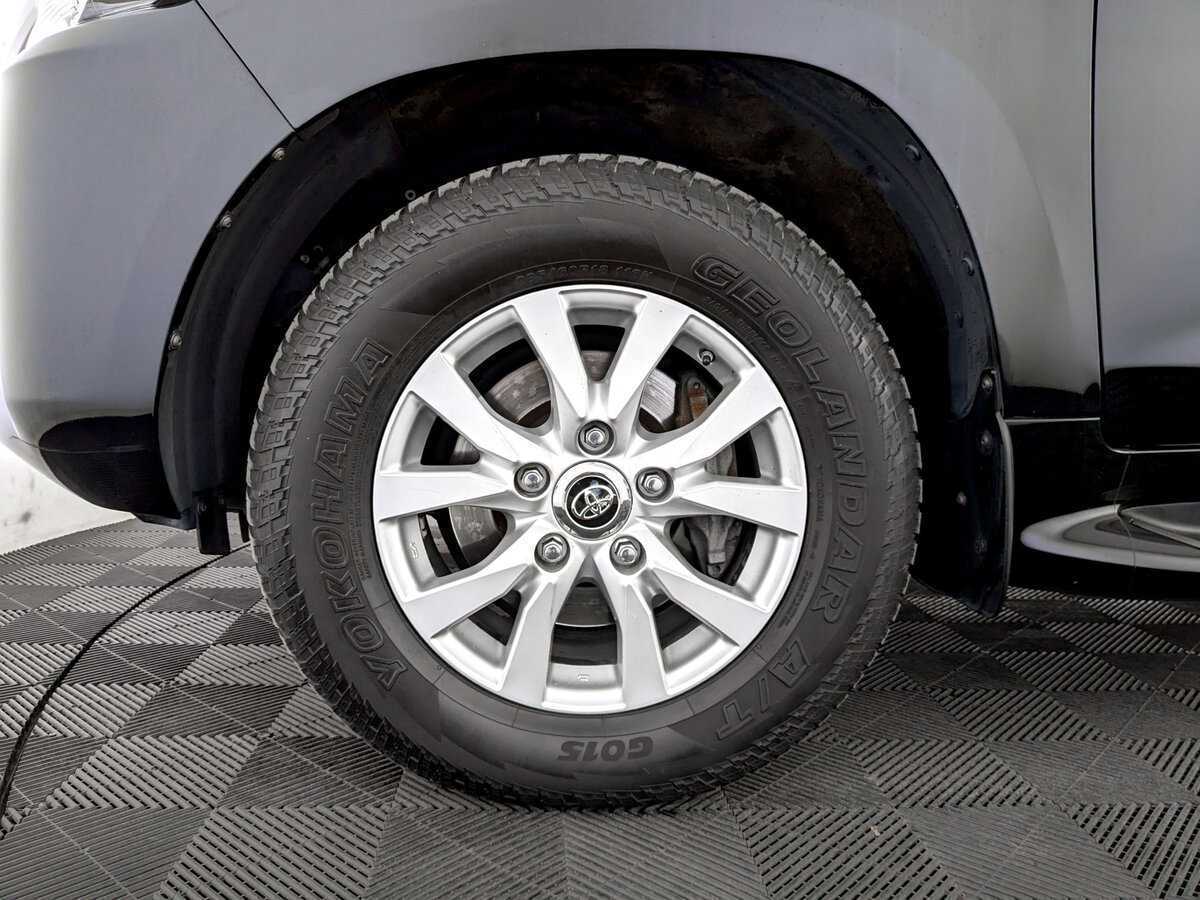 Toyota Land Cruiser с пробегом — 2019 год. Фото: #17