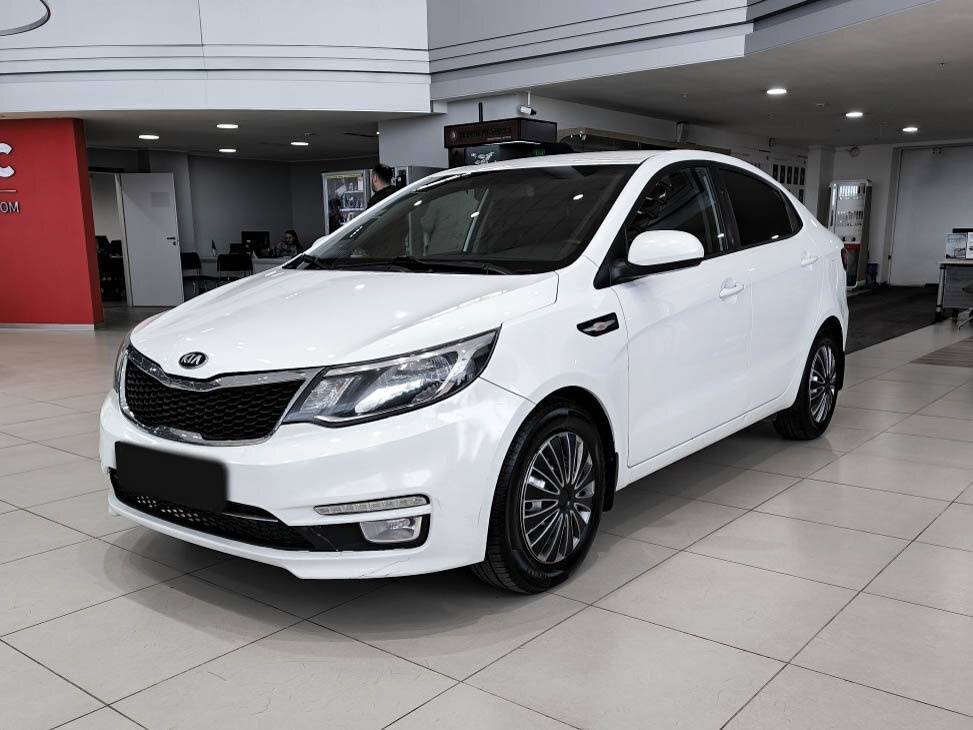 Kia Rio с пробегом — 2016 год. Посмотреть фото