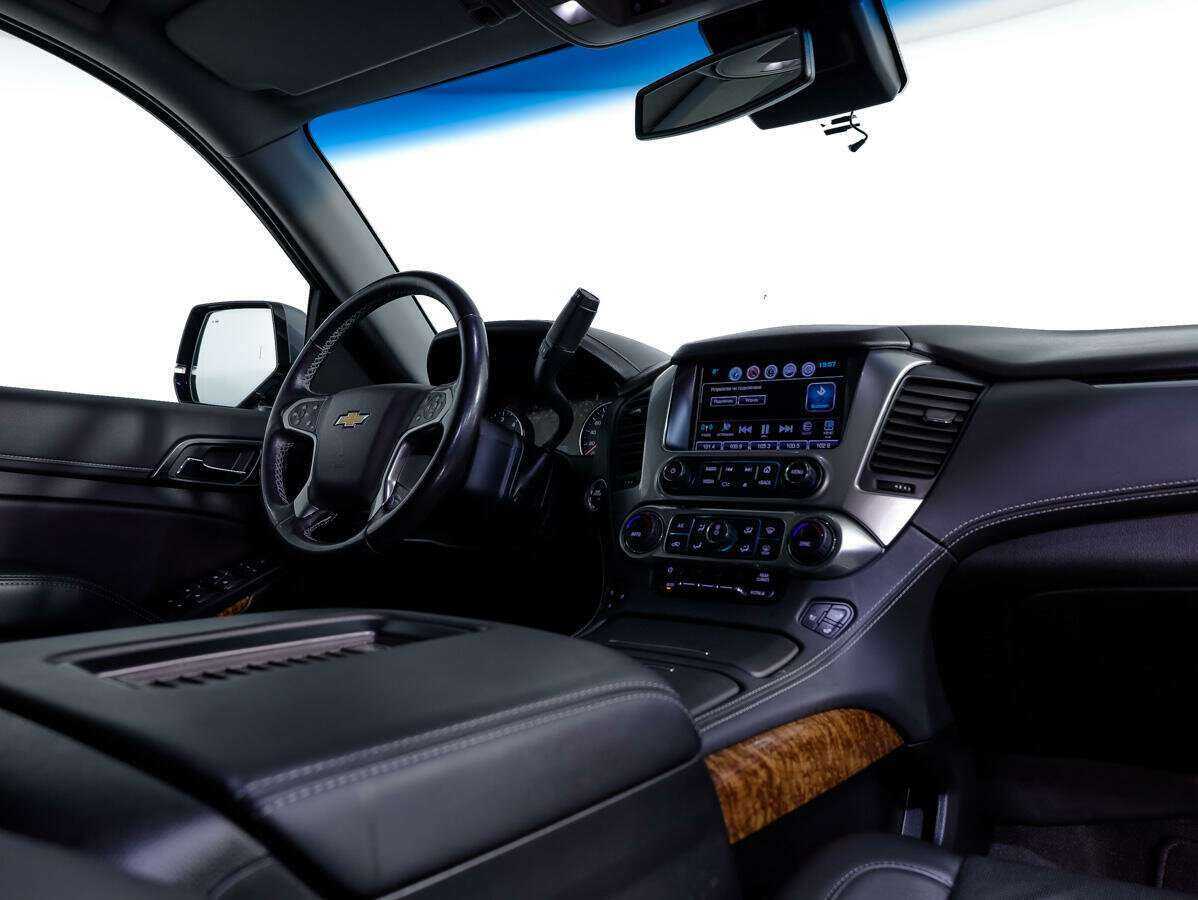 Chevrolet Tahoe с пробегом — 2018 год. Фото: #9