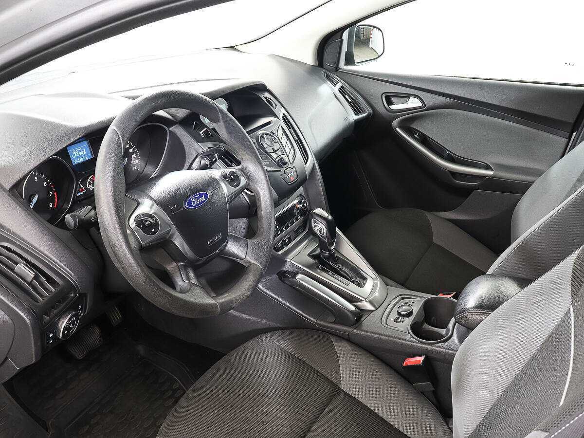 Ford Focus с пробегом — 2013 год. Фото: #11