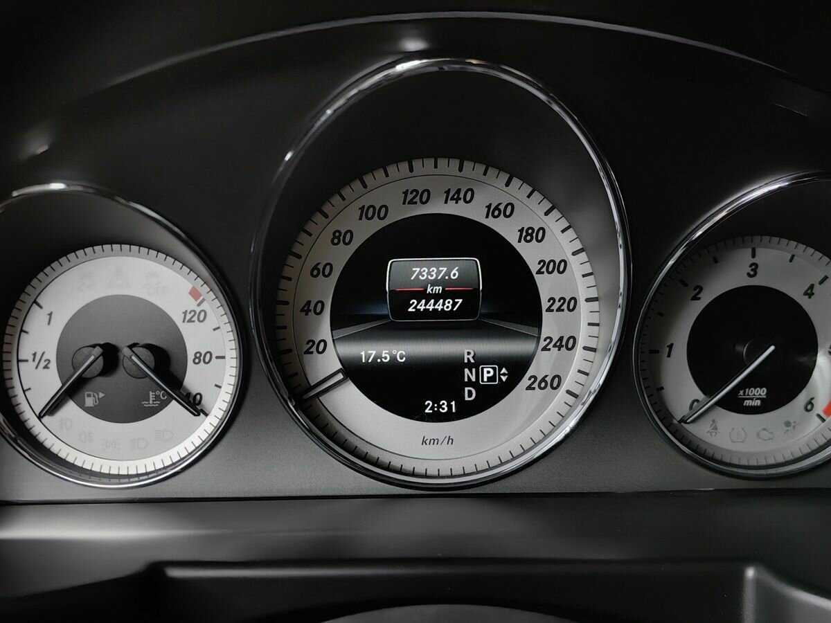Mercedes-Benz GLK-Класс с пробегом — 2013 год. Фото: #15
