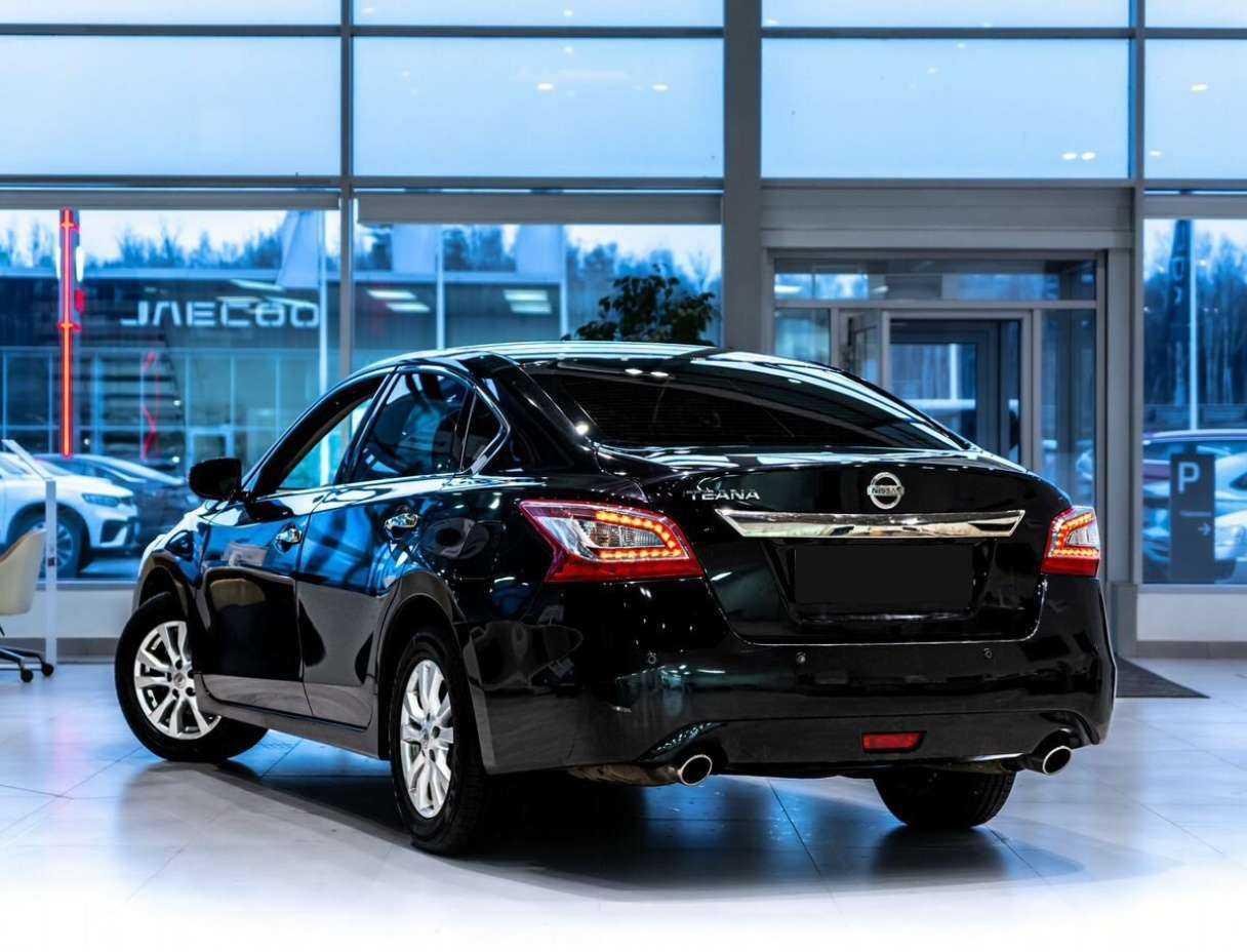 Nissan Teana с пробегом — 2015 год. Фото: #3