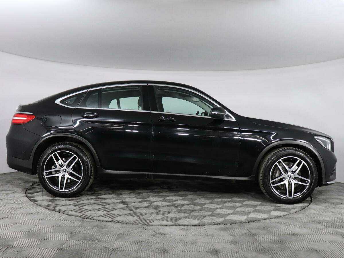 Mercedes-Benz GLC Coupe с пробегом — 2017 год. Фото: #3