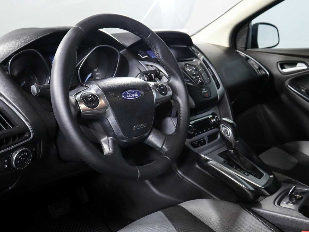 Ford Focus с пробегом — 2011 год. Фото: #12