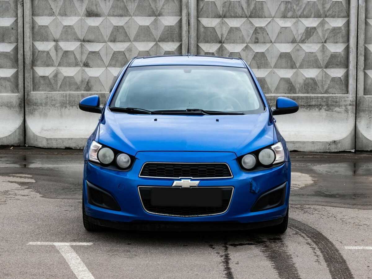 Chevrolet Aveo с пробегом — 2013 год. Фото: #1