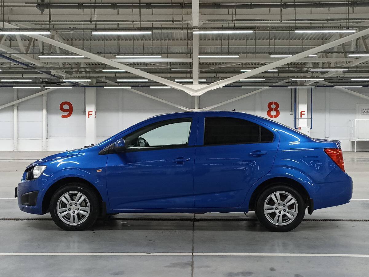 Chevrolet Aveo с пробегом — 2012 год. Фото: #7