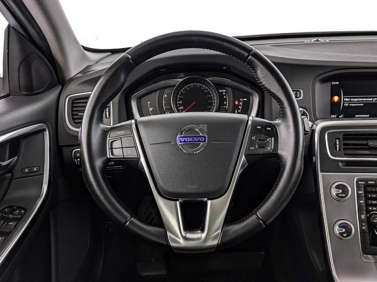 Volvo S60 с пробегом — 2016 год. Фото: #17