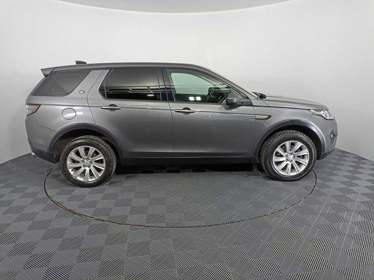Land Rover Discovery Sport с пробегом — 2019 год. Фото: #3
