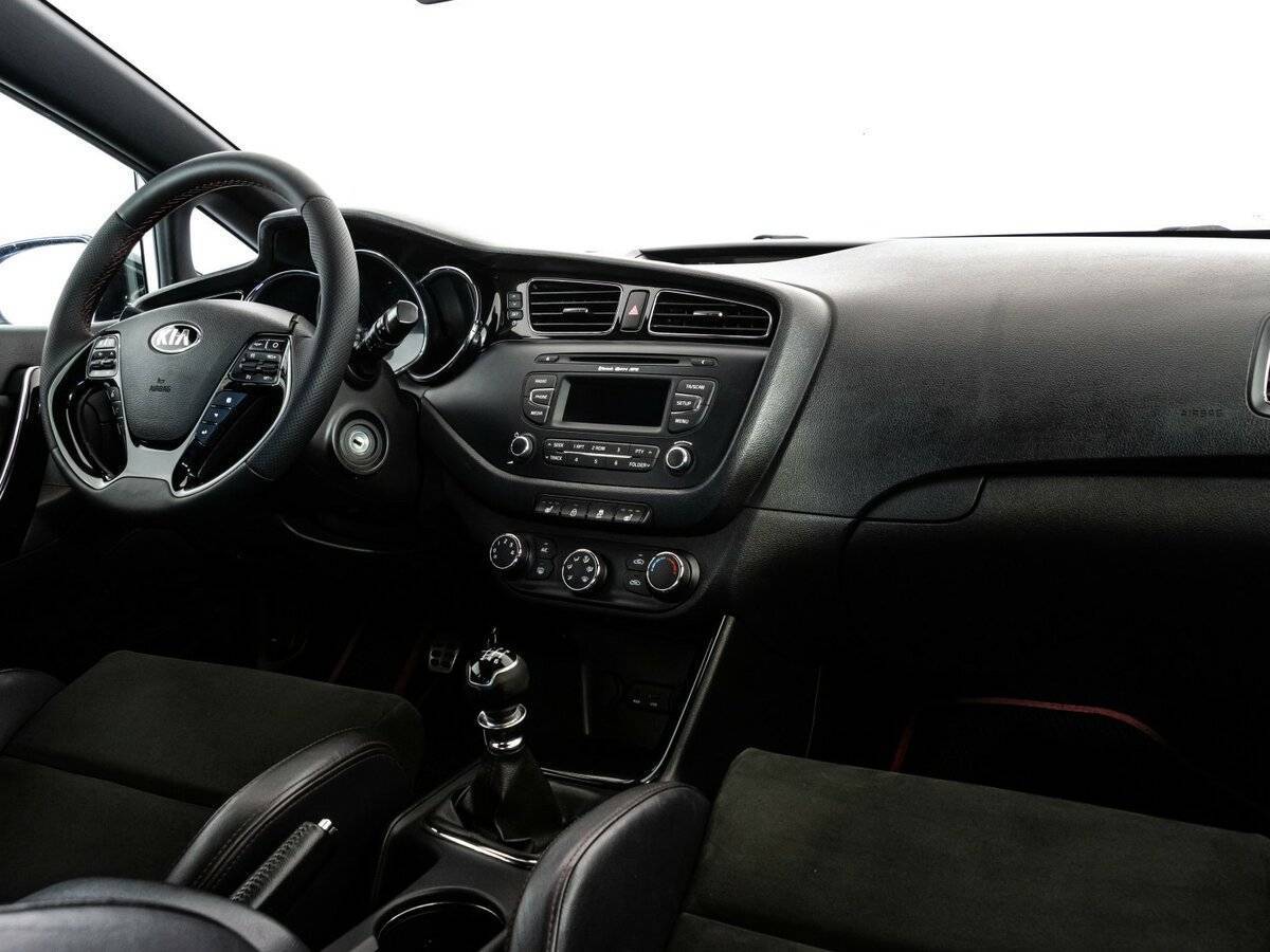 Kia Ceed GT с пробегом — 2014 год. Фото: #9