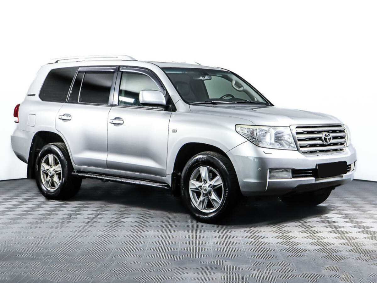 Toyota Land Cruiser с пробегом — 2011 год. Фото: #2