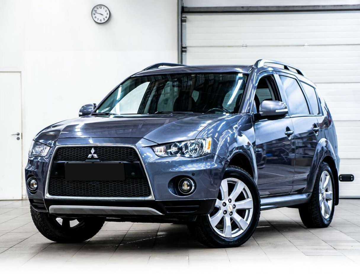 Mitsubishi Outlander с пробегом — 2011 год. Фото: #0