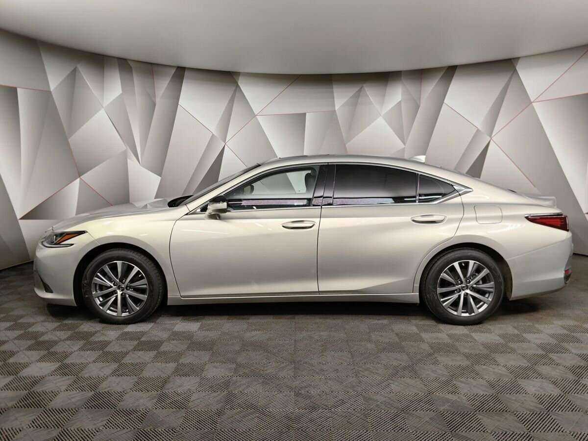 Lexus ES с пробегом — 2020 год. Фото: #4