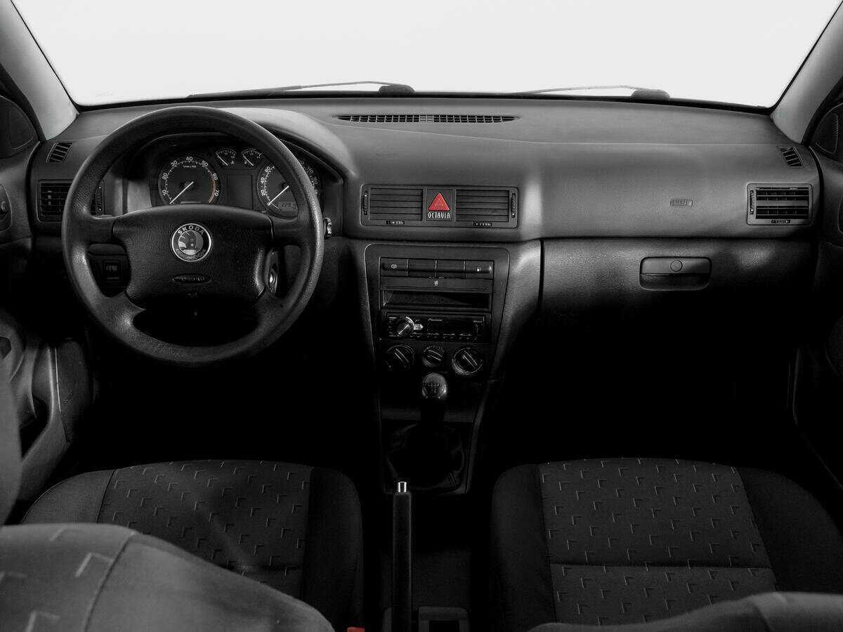 Skoda Octavia с пробегом — 2006 год. Фото: #11