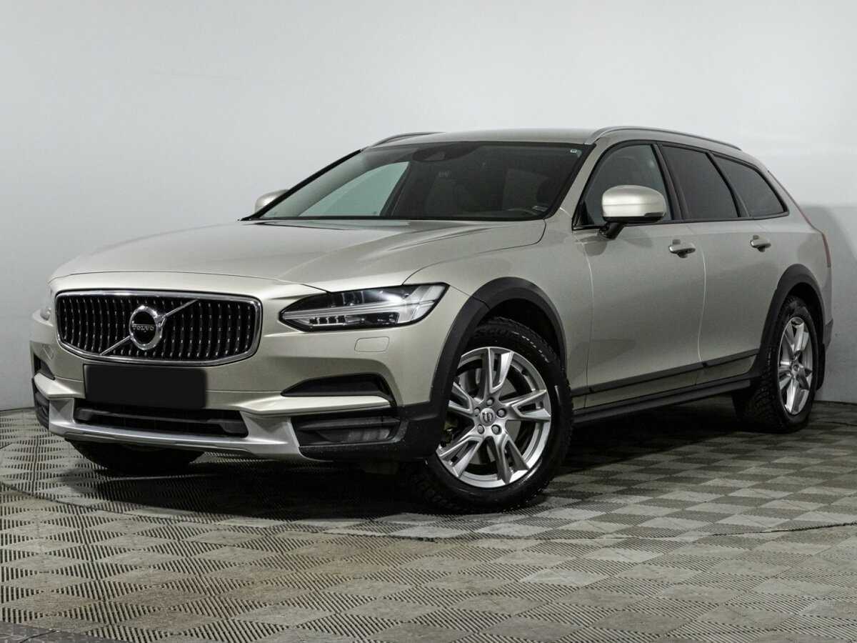Volvo V90 Cross Country с пробегом — 2017 год. Фото: #0