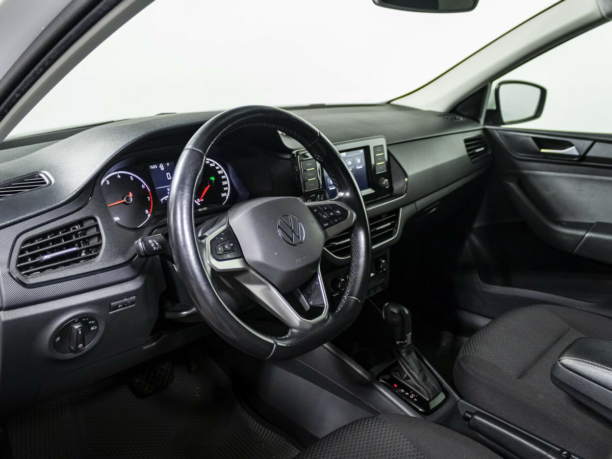 Volkswagen Polo с пробегом — 2020 год. Фото: #7