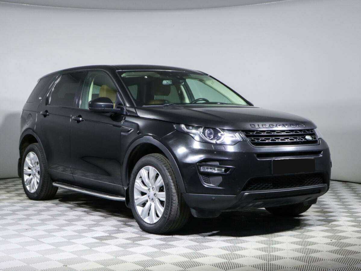 Land Rover Discovery Sport с пробегом — 2018 год. Фото: #2
