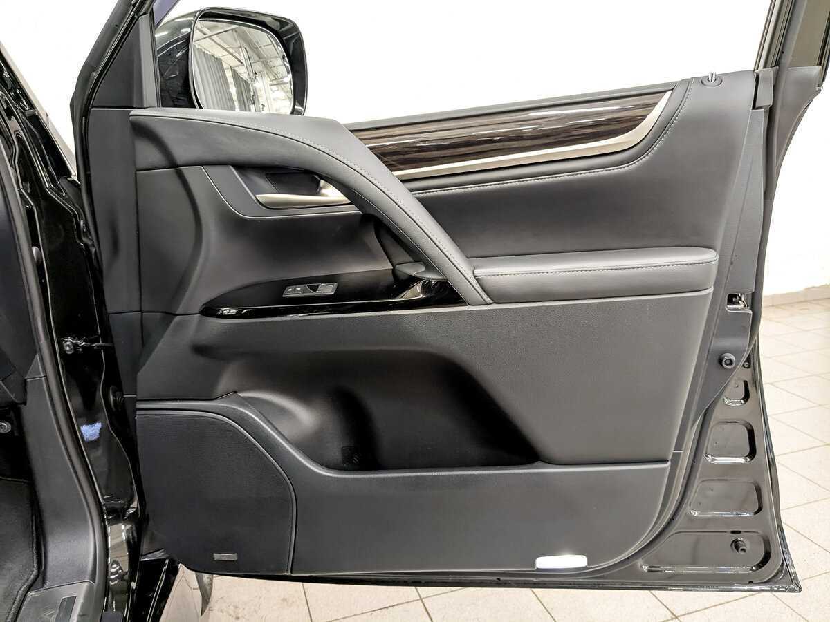 Lexus LX с пробегом — 2021 год. Фото: #28