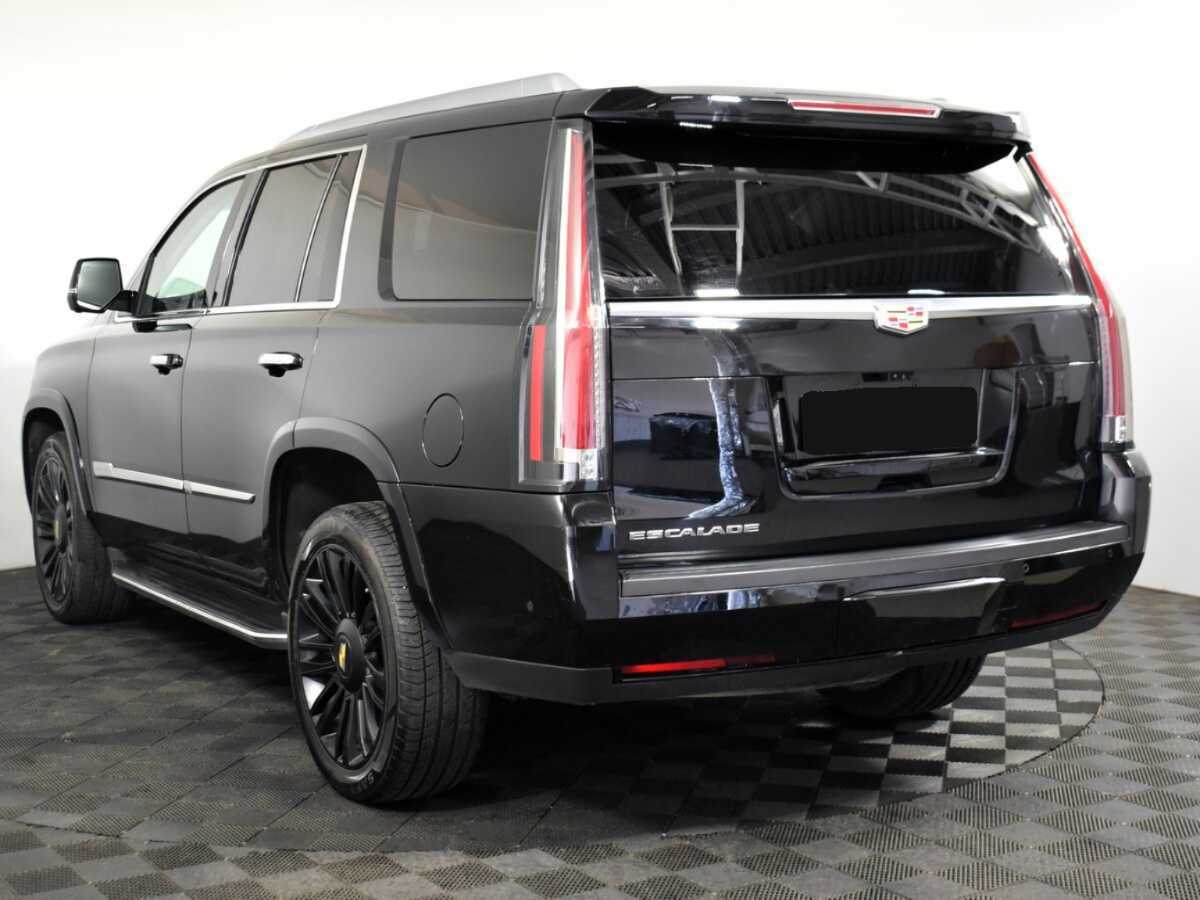 Cadillac Escalade с пробегом — 2018 год. Фото: #5