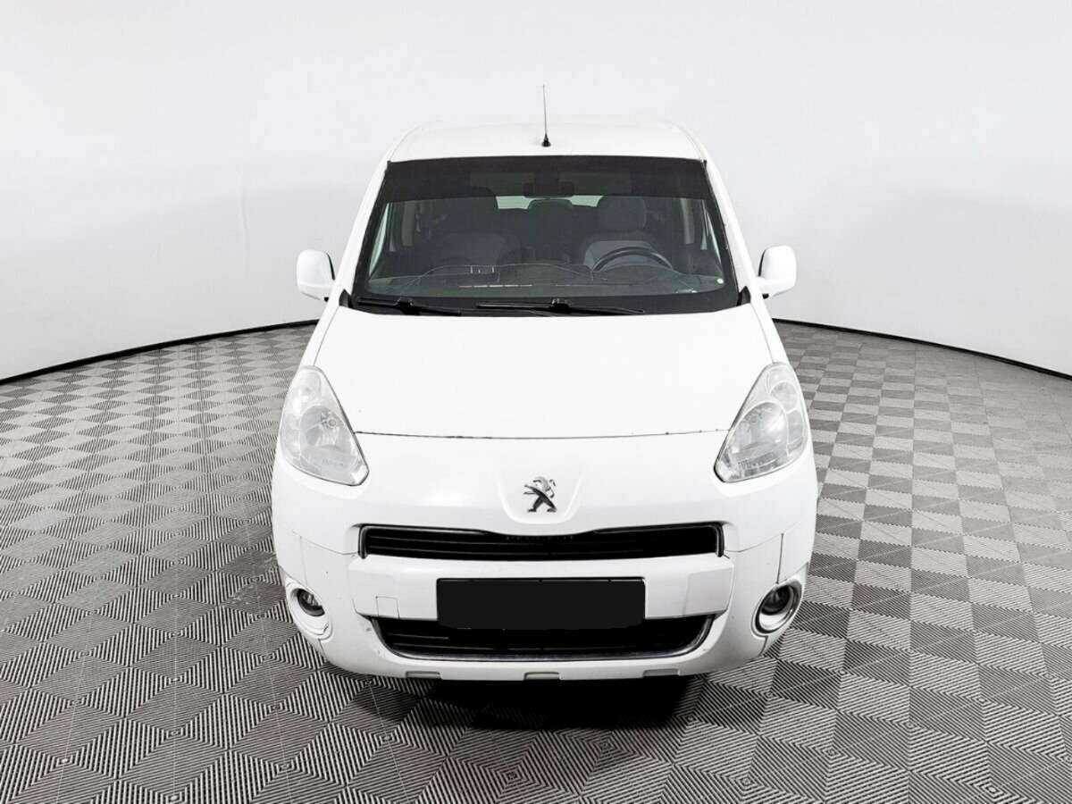 Peugeot Partner с пробегом — 2012 год. Фото: #1