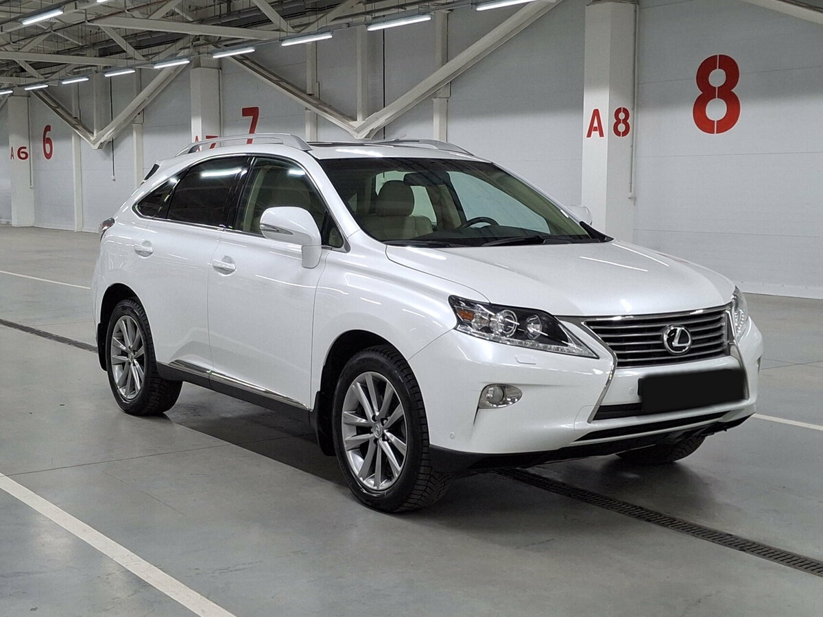Lexus RX с пробегом — 2012 год. Фото: #2