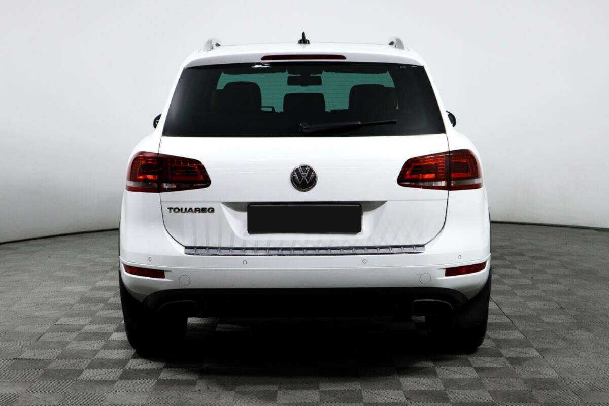 Volkswagen Touareg с пробегом — 2013 год. Фото: #5