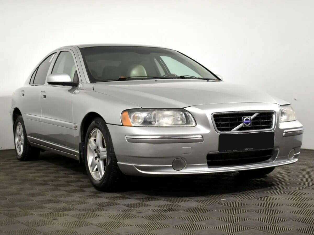 Volvo S60 с пробегом — 2005 год. Фото: #1