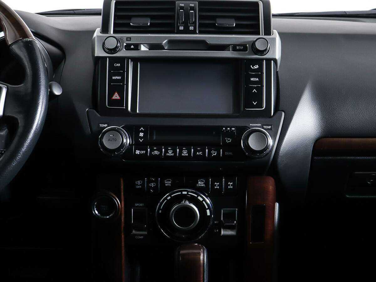 Toyota Land Cruiser Prado с пробегом — 2014 год. Фото: #11