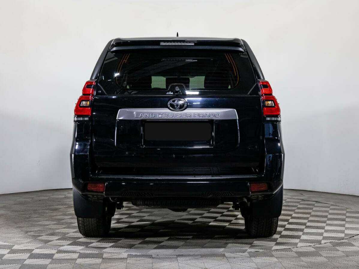 Toyota Land Cruiser Prado с пробегом — 2021 год. Фото: #4