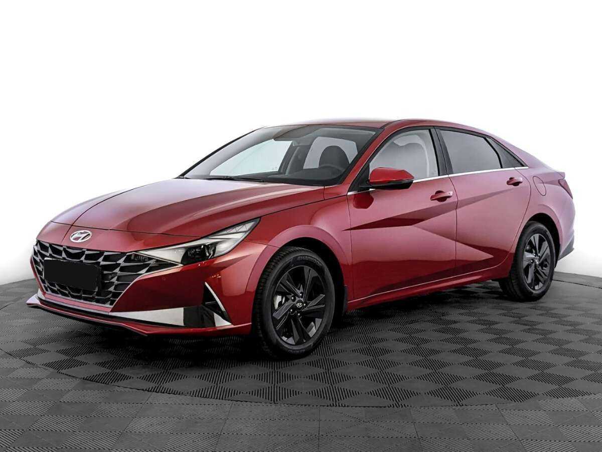 Hyundai Elantra с пробегом — 2022 год. Посмотреть фото