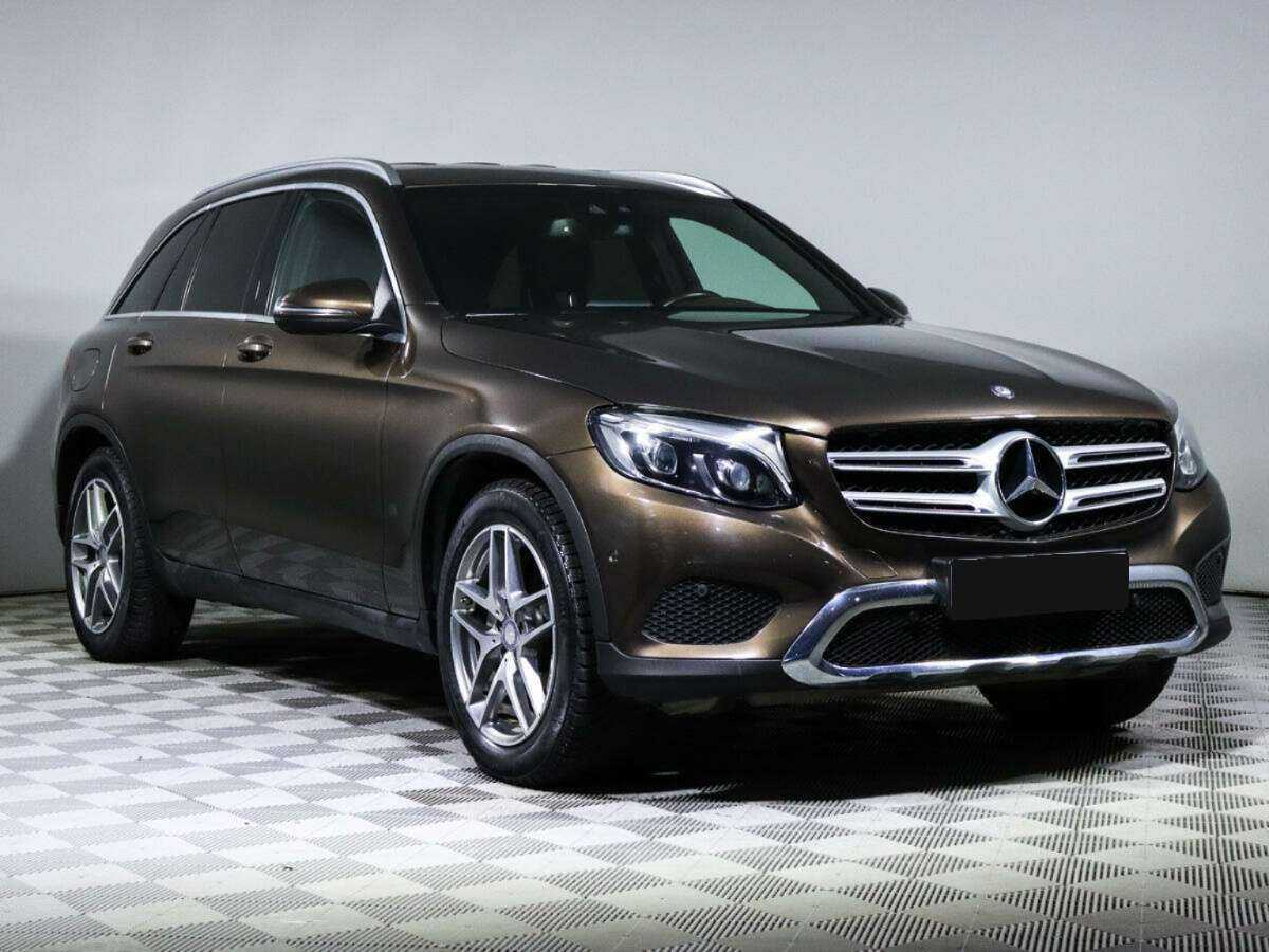 Mercedes-Benz GLC с пробегом — 2015 год. Фото: #1