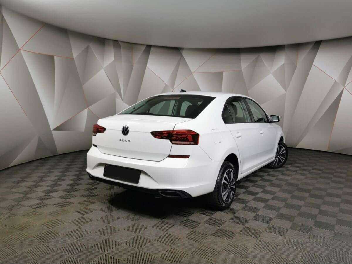 Volkswagen Polo с пробегом — 2020 год. Фото: #1