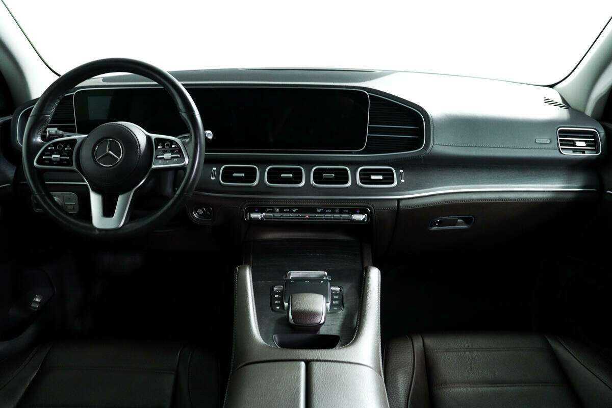 Mercedes-Benz GLE с пробегом — 2020 год. Фото: #10