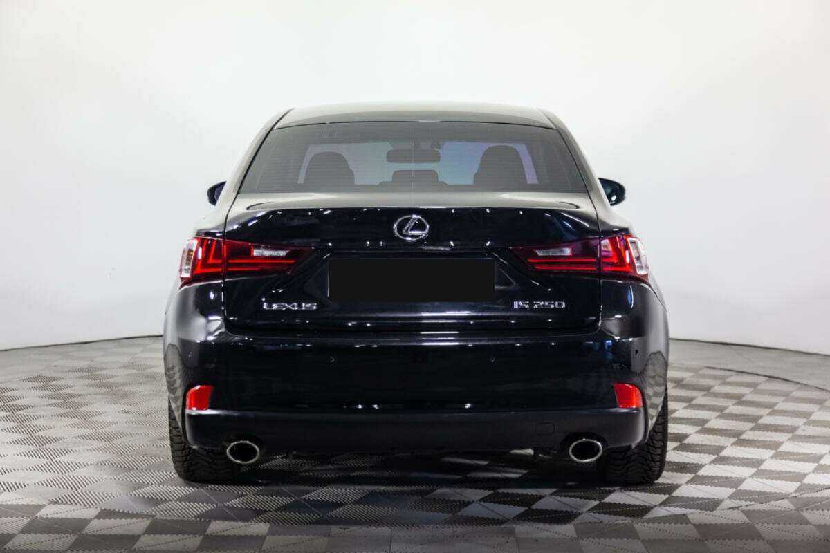 Lexus IS с пробегом — 2014 год. Фото: #5