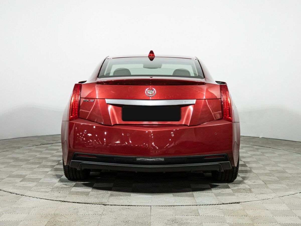 Cadillac ELR с пробегом — 2014 год. Фото: #5